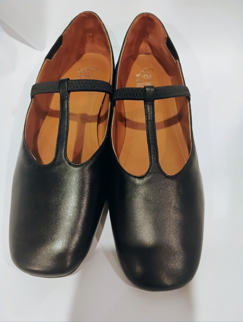 New Women's Franco Sarto Black Leather Size 9.5 T-strap Ballet Flats - Picture 2 of 9